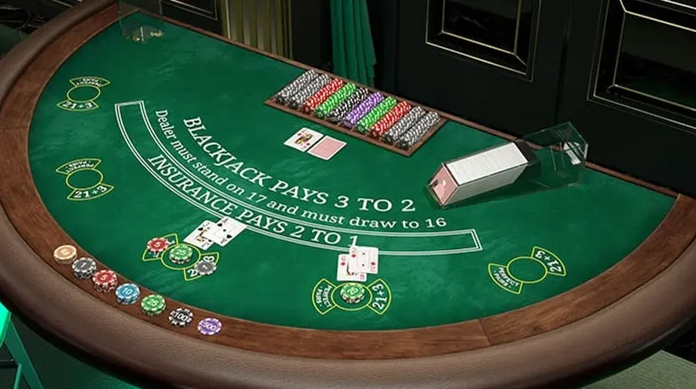 Online First Person Blackjack van Evolution spelen